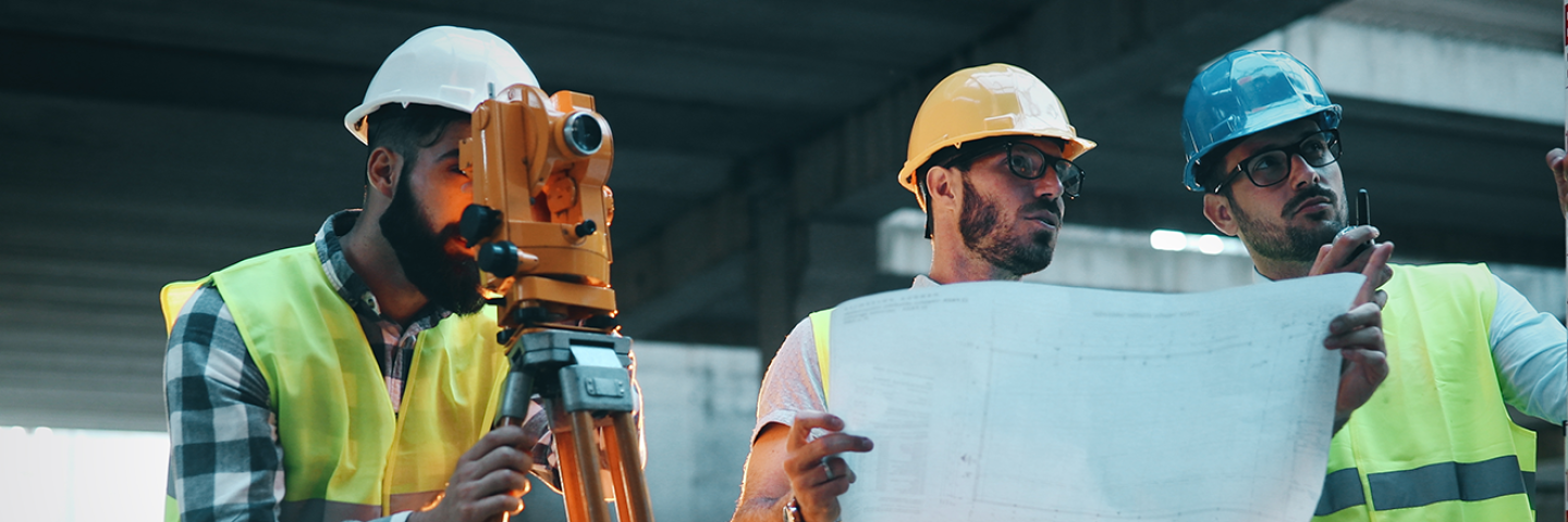 Métreur sur un chantier