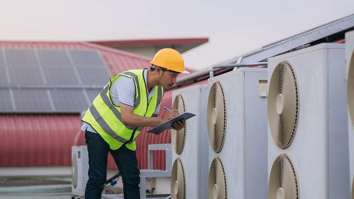 Professionnel du secteur du CVC